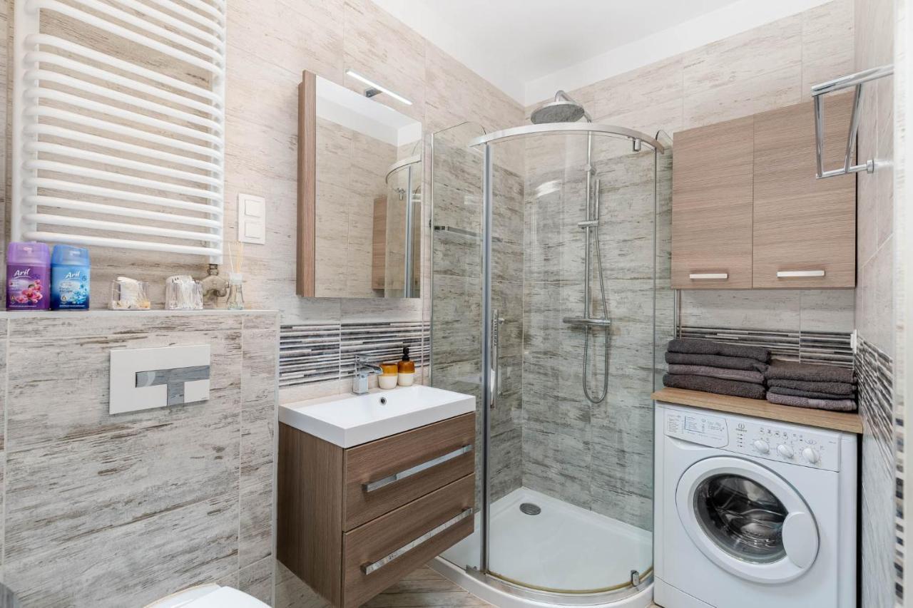 Chill Apartment - Ludwika Rydygiera Krakkó Kültér fotó